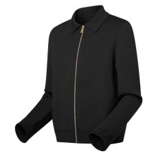 루이비통 엠보스드 테크니컬 블루종 가디건 - TJ 공장 【매장 - 리셀가 280만원대】