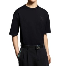 루이비통 엠벨리시드 티셔츠 - V 공장 【매장 - 리셀가 180만원대】