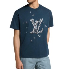 루이비통 LV 엠벨리시드 티셔츠 - V 공장 【매장 - 리셀가 200만원대】
