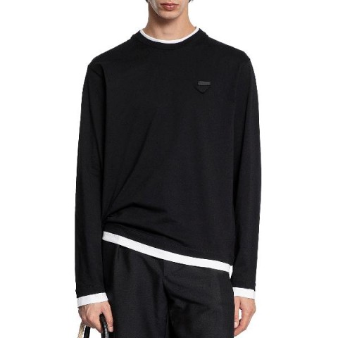 프라다 레이어드 삼각로고 긴팔티셔츠 - 잔디집 공장 【매장 - 리셀가 140만원대】